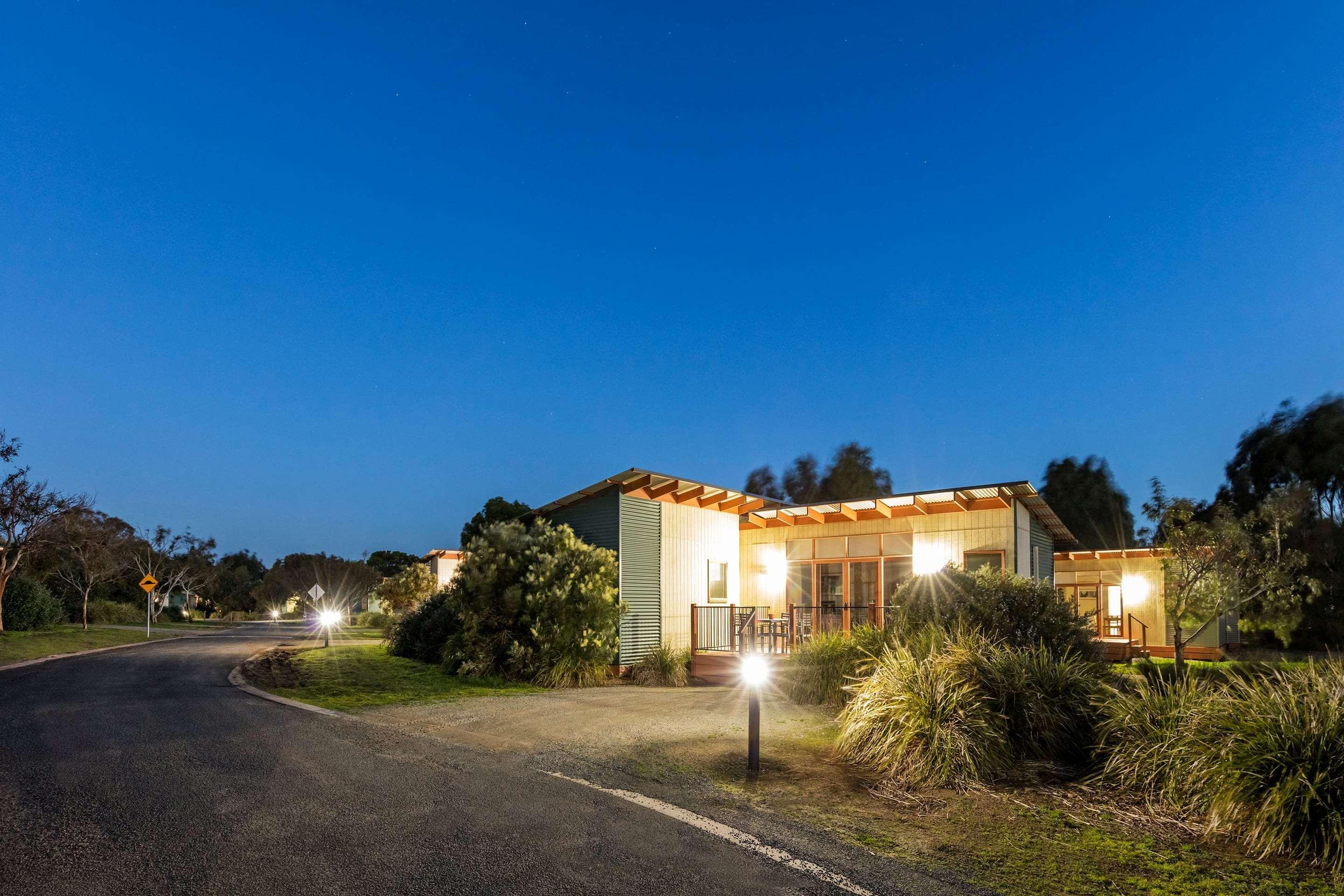 Ramada Resort By Wyndham Phillip Island Cowes Exterior photo