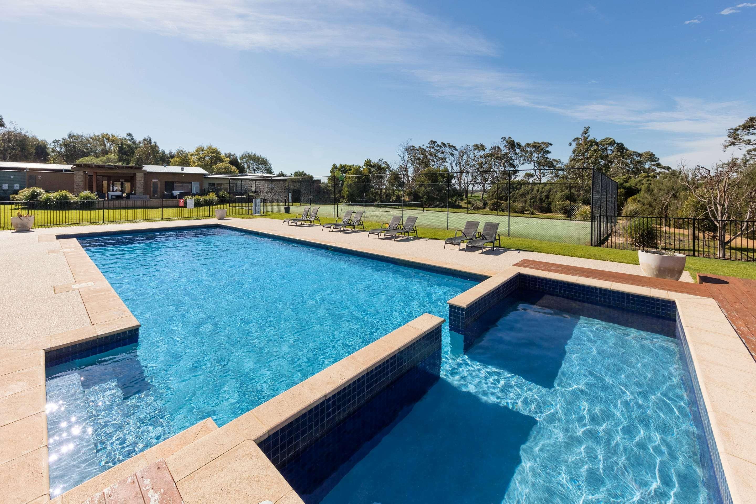 Ramada Resort By Wyndham Phillip Island Cowes Exterior photo