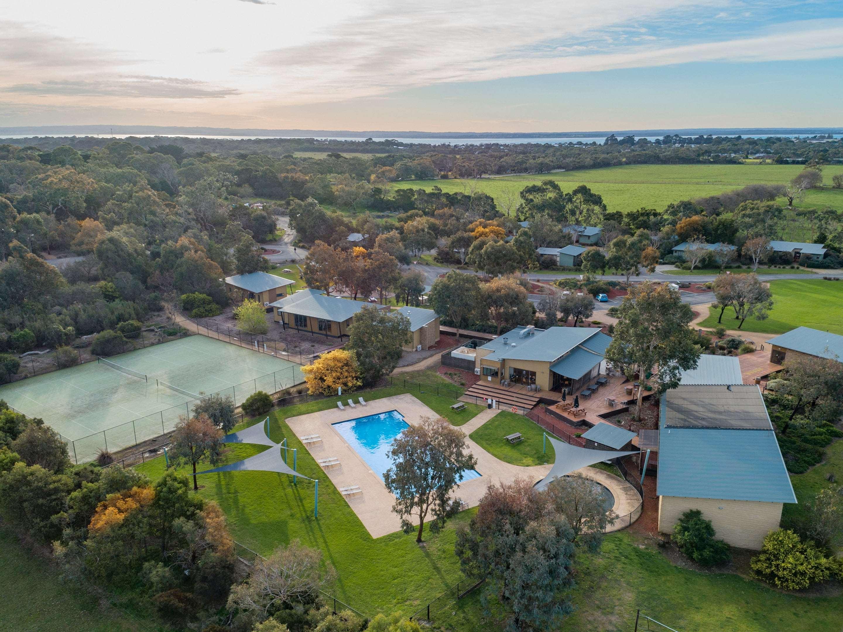 Ramada Resort By Wyndham Phillip Island Cowes Exterior photo